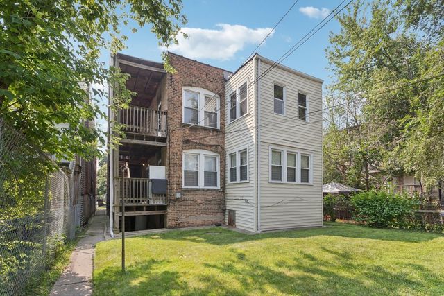7111 S Emerald Avenue, Chicago, IL 60621