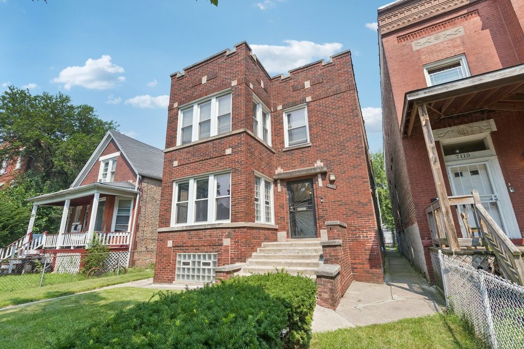 7111 S Emerald Avenue, Chicago, IL 60621