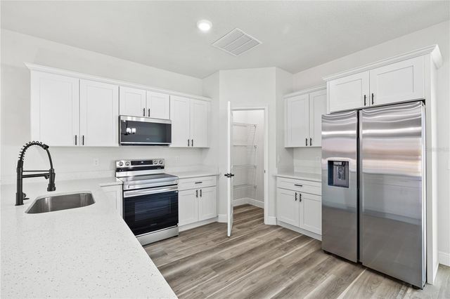 2290 SW 156TH LOOP, Ocala, FL 34473