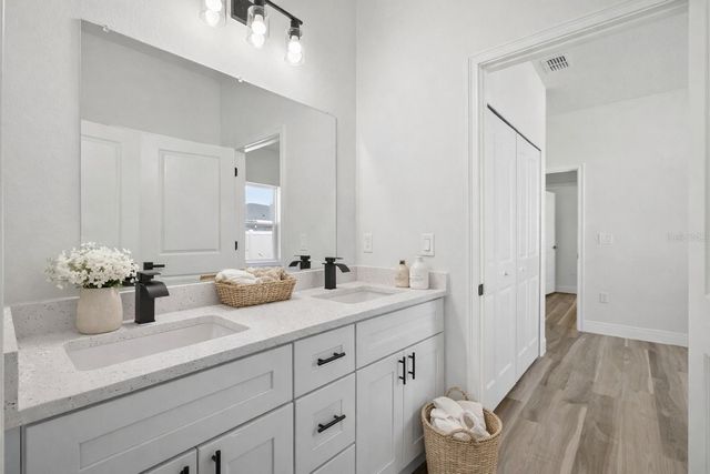 2290 SW 156TH LOOP, Ocala, FL 34473