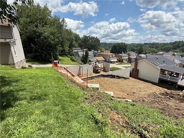 815 Rosemont Ave, Shaler, PA 15223