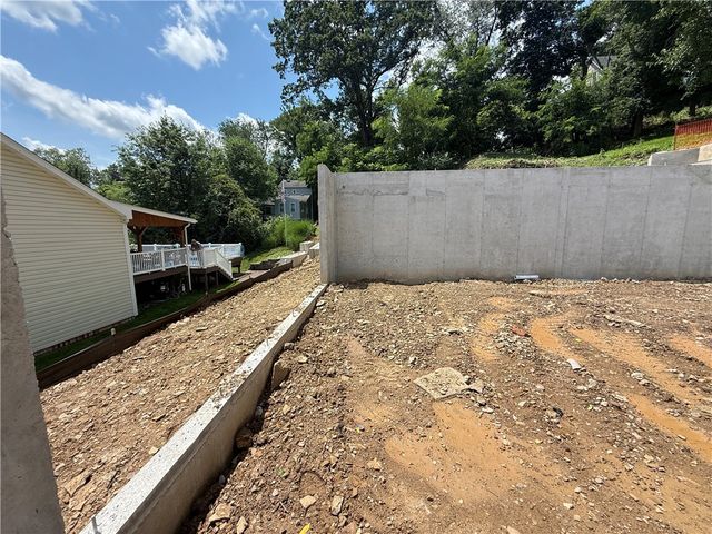 815 Rosemont Ave, Shaler, PA 15223