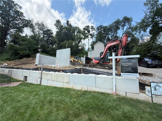 815 Rosemont Ave, Shaler, PA 15223