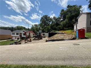 815 Rosemont Ave, Shaler, PA 15223