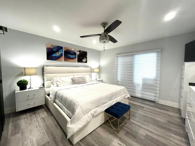 625 W Tropical Way, Plantation, FL 33317
