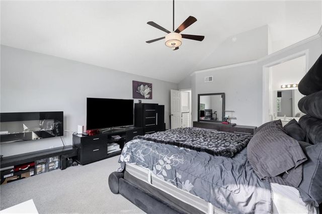 5313 NE Holiday Drive, Lee's Summit, MO 64064