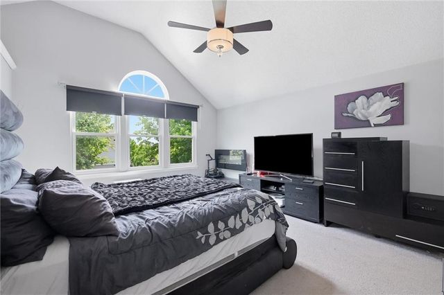 5313 NE Holiday Drive, Lee's Summit, MO 64064