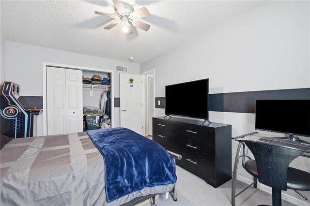 5313 NE Holiday Drive, Lee's Summit, MO 64064