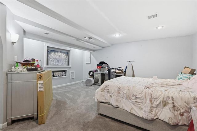 5313 NE Holiday Drive, Lee's Summit, MO 64064