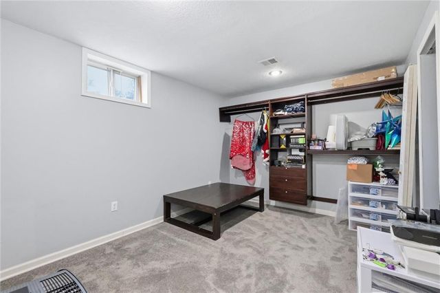 5313 NE Holiday Drive, Lee's Summit, MO 64064