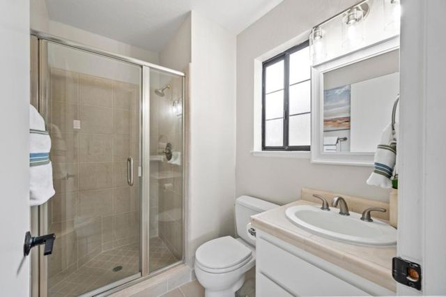 1203 Hollenbeck Avenue, Sunnyvale, CA 94087