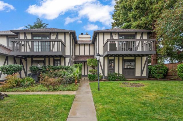 1203 Hollenbeck Avenue, Sunnyvale, CA 94087