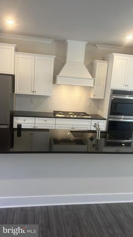 1705 WATER CROSSING RD., Baltimore, MD 21208