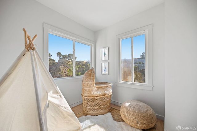 11 Encline Court, San Francisco, CA 94127