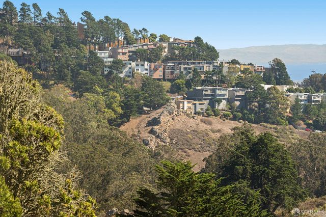 11 Encline Court, San Francisco, CA 94127