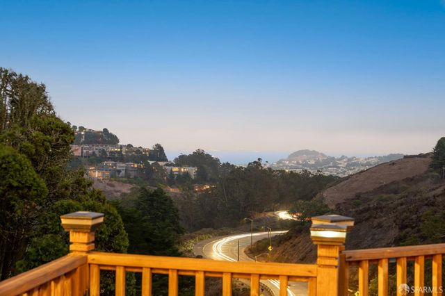 11 Encline Court, San Francisco, CA 94127