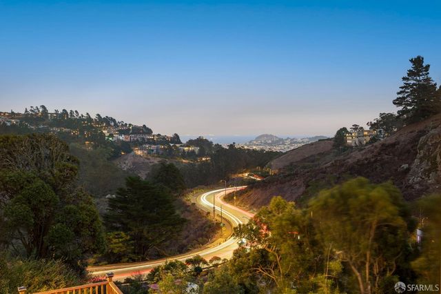 11 Encline Court, San Francisco, CA 94127