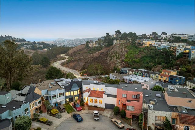 11 Encline Court, San Francisco, CA 94127