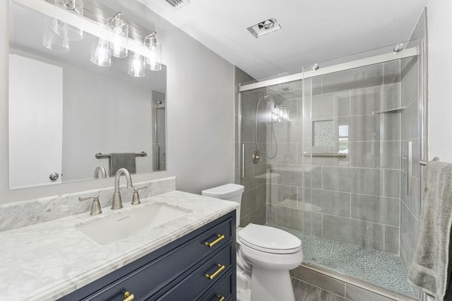 118 Lake Constance Drive, West Palm Beach, FL 33411