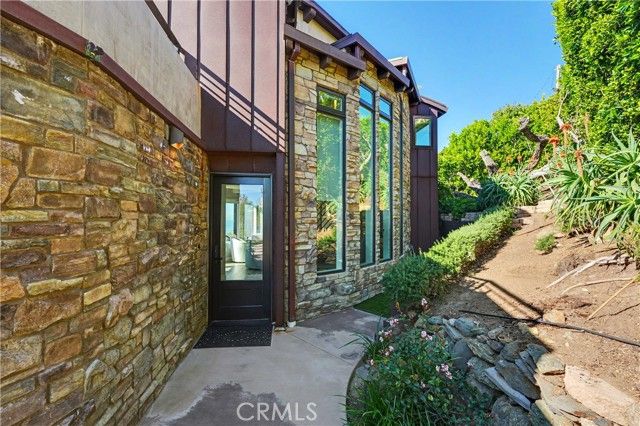 2590 Iris, Laguna Beach, CA 92651
