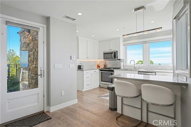 2590 Iris, Laguna Beach, CA 92651