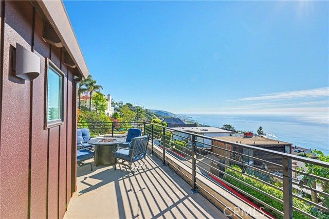 2590 Iris, Laguna Beach, CA 92651