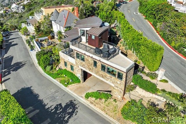 2590 Iris, Laguna Beach, CA 92651