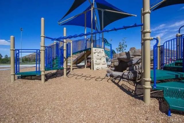 35426 Coyote Creek Court, Lake Elsinore, CA 92532