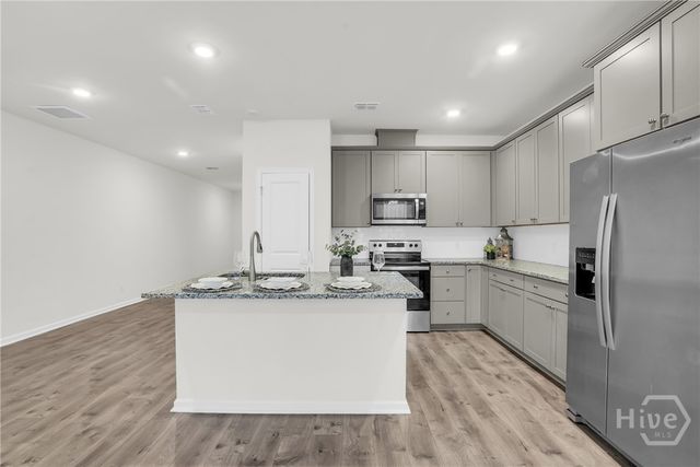 160 Benelli Drive, Pooler, GA 31322