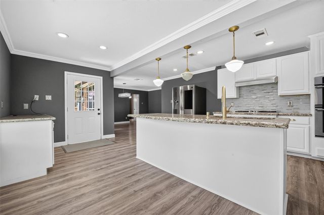 7713 Yoe Street, Houston, TX 77016