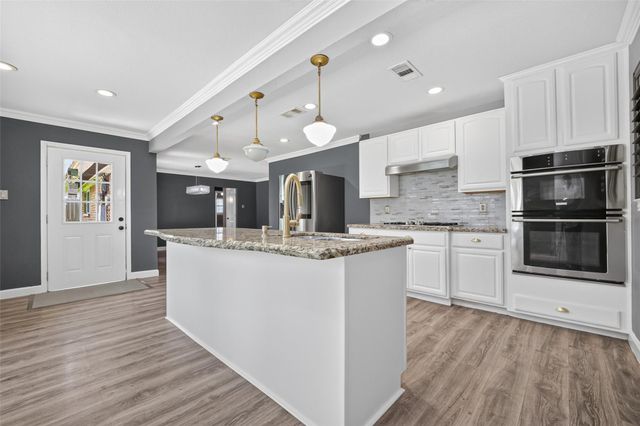 7713 Yoe Street, Houston, TX 77016