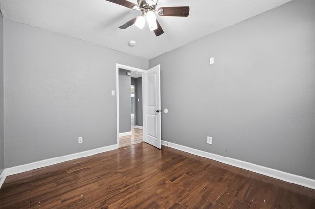 7713 Yoe Street, Houston, TX 77016
