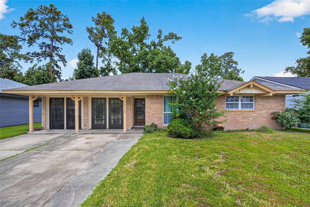 7713 Yoe Street, Houston, TX 77016