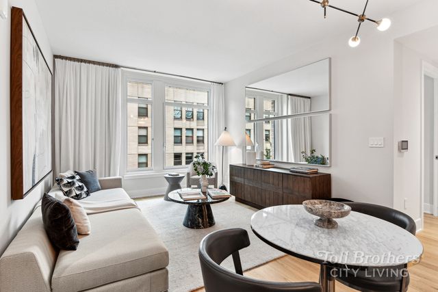 218 W 103rd St Apt 8G, New York City, NY 10025