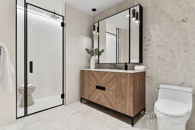 218 W 103rd St Apt 8G, New York City, NY 10025