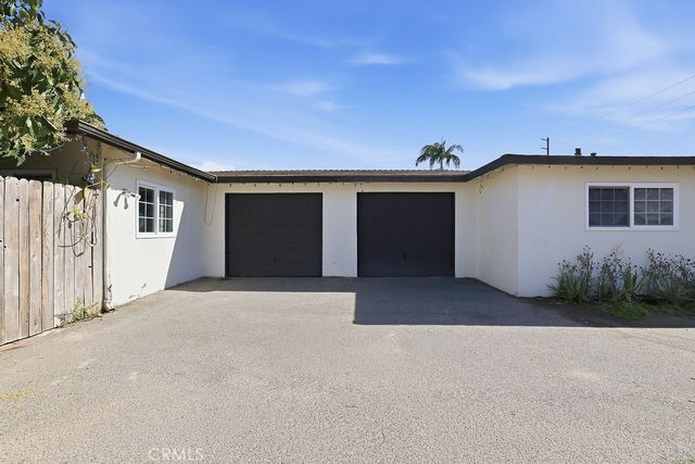 726 Weelo Drive, Costa Mesa, CA 92627