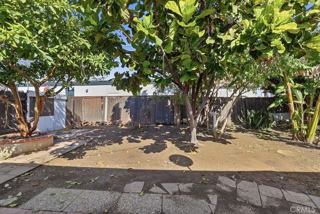 726 Weelo Drive, Costa Mesa, CA 92627