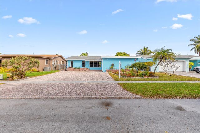 11831 NW 31st Place, Sunrise, FL 33323