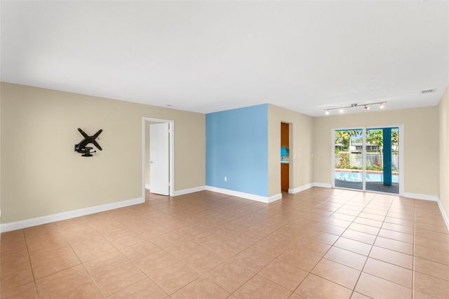 11831 NW 31st Place, Sunrise, FL 33323