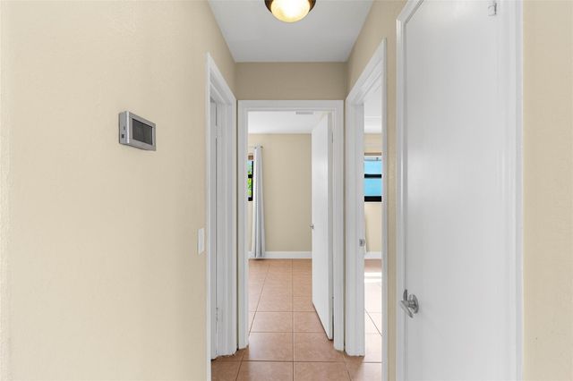 11831 NW 31st Place, Sunrise, FL 33323