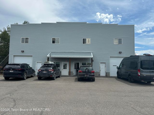 255 OLD RAILROAD Way, Driggs, ID 83422
