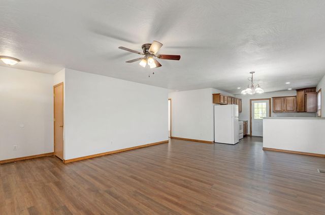 2675 N National Avenue, Springfield, MO 65803