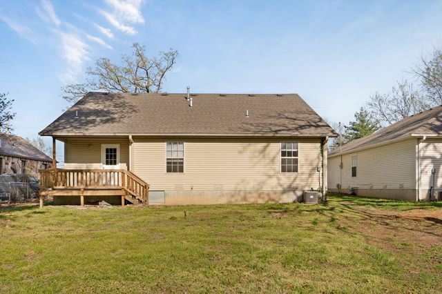 2675 N National Avenue, Springfield, MO 65803