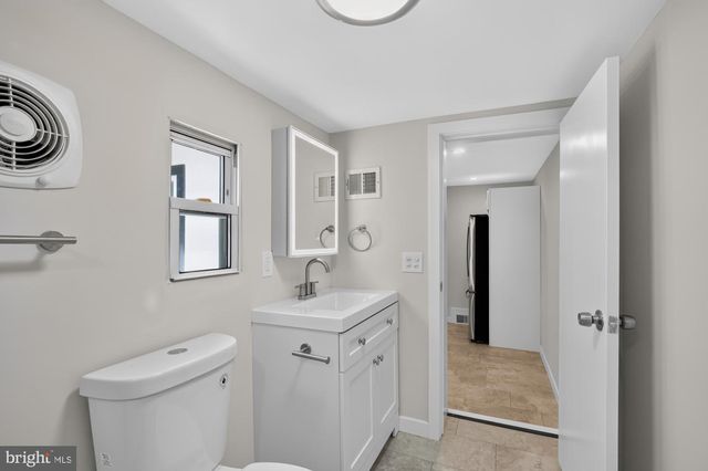 608 CLYMER ST, Philadelphia, PA 19147