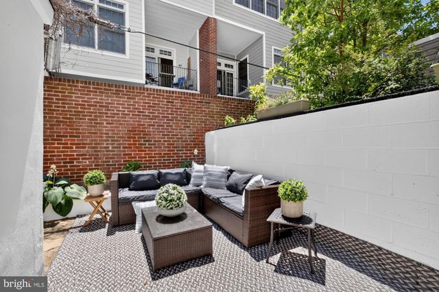 608 CLYMER ST, Philadelphia, PA 19147