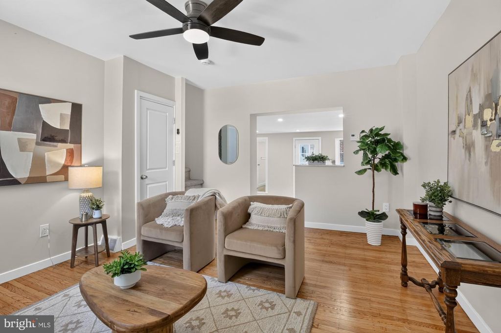 608 CLYMER ST, Philadelphia, PA 19147