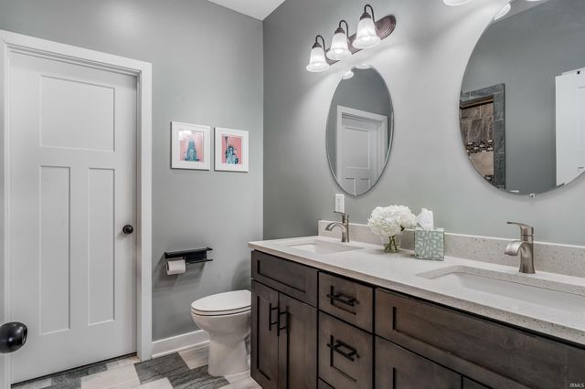 2227 Blue Harbor Drive, Fort Wayne, IN 46804