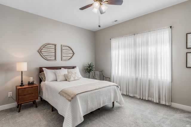 2227 Blue Harbor Drive, Fort Wayne, IN 46804