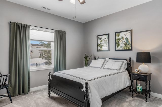 2227 Blue Harbor Drive, Fort Wayne, IN 46804