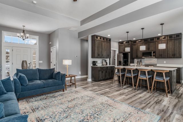 2227 Blue Harbor Drive, Fort Wayne, IN 46804